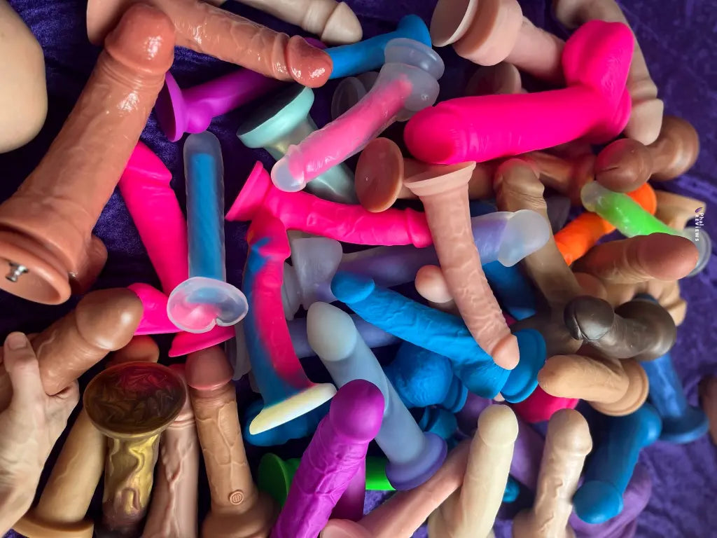 10 reasons to own your first dildo today..