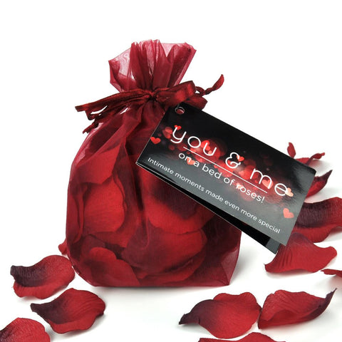 You & Me Bed of Roses Romantic Decoration for Intimate Evenings