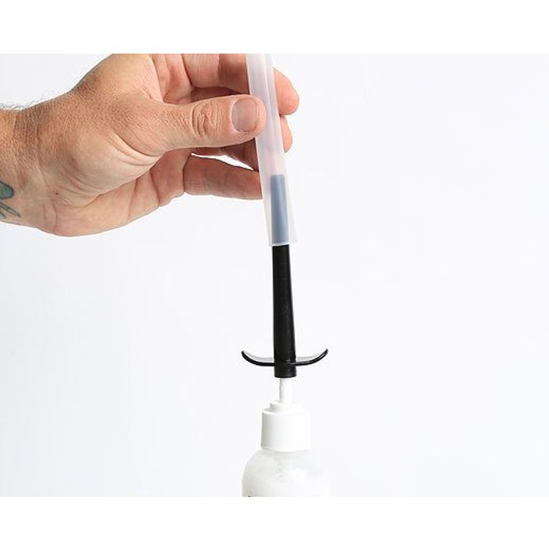 Skwert Lube Injector for Clean and Efficient Lubrication Lube Applicator