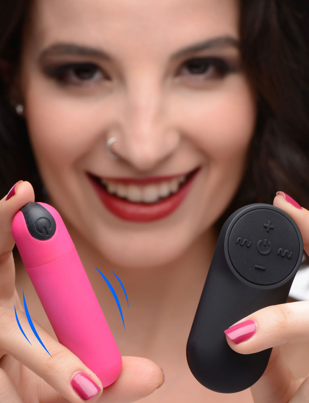 Bang Wireless Vibrating Bullet with Remote Control Black Sex Toy > Vibrators > Mini Vibrators