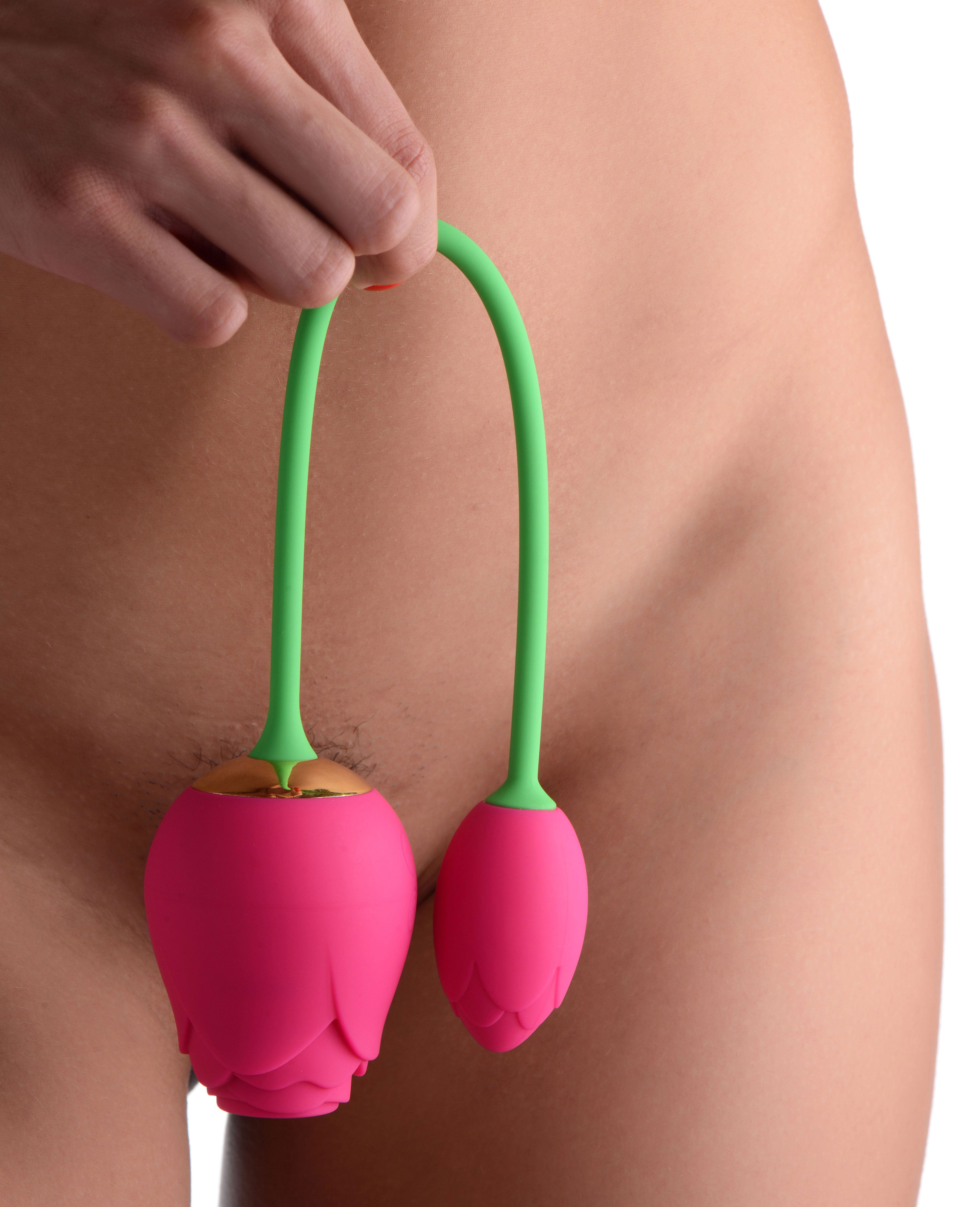 Bloomgasm Rose Duet – Rechargeable Waterproof Clit Stimulator Clit Stimulators