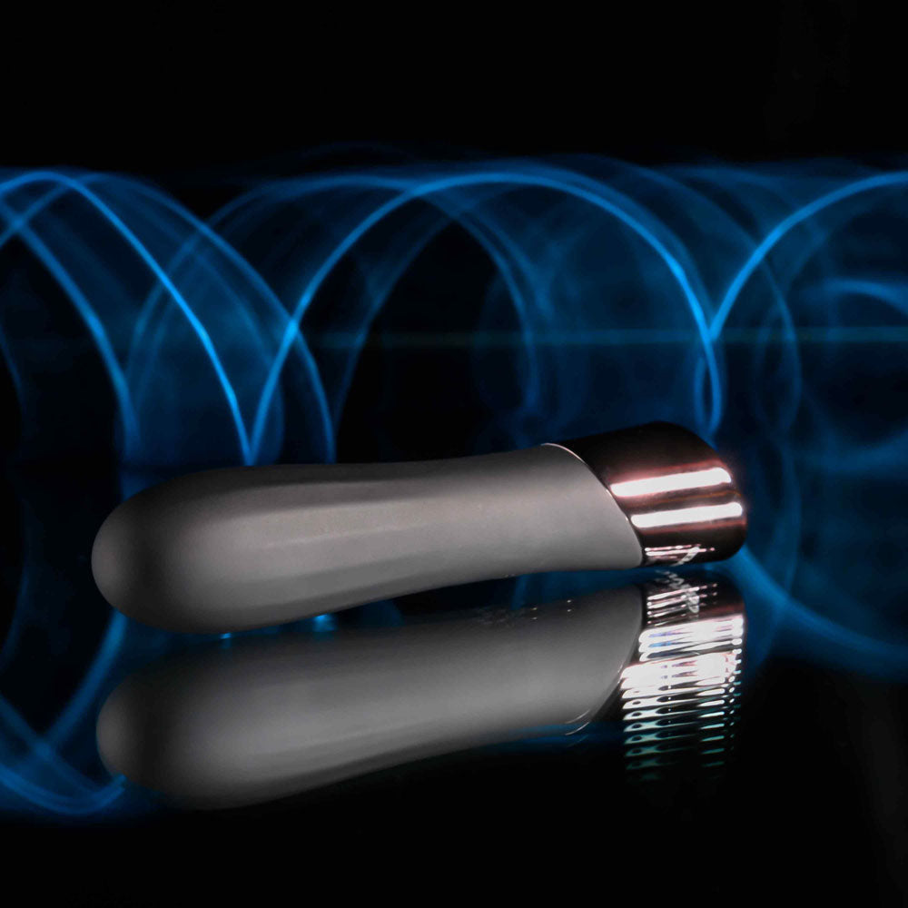 Evolved BACK IN Vibrator 8.3cm Insertable Length > Vibrators > Mini Vibrators