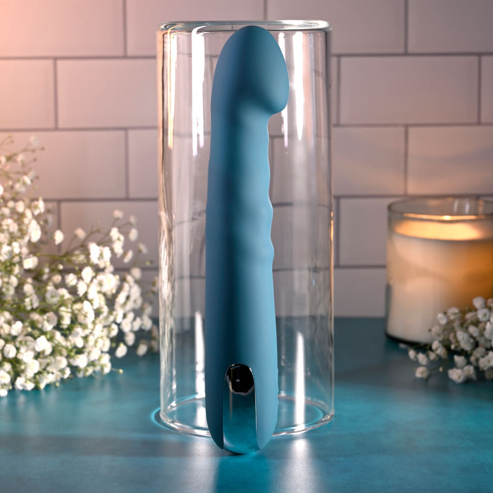 Evolved QUEEN OF ALL TRADES 22.6 cm Vibrator > Vibrators > Standard Vibrators