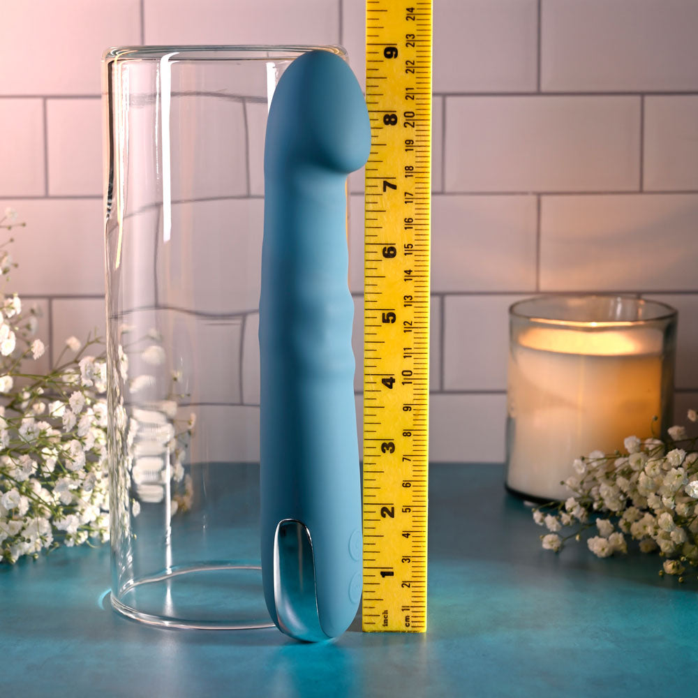 Evolved QUEEN OF ALL TRADES 22.6 cm Vibrator > Vibrators > Standard Vibrators