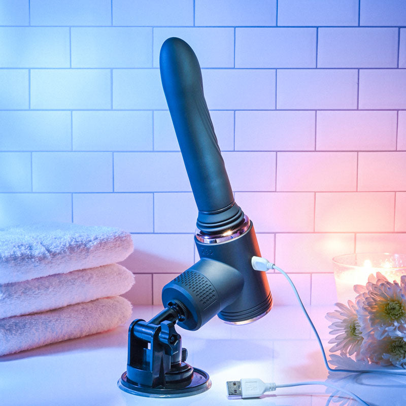 Evolved TOO HOT TO HANDLE Thrusting Vibe 7 Speed Rechargeable (9.3) > Dildos > Thrusting Dildos
