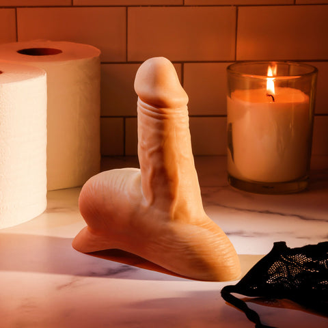 Gender X Stand to Pee Light Realistic Stand to Pee Funnel Packers