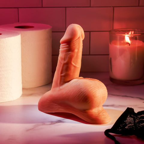 Gender X Stand To Pee Medium Adult Sex Toy Packers