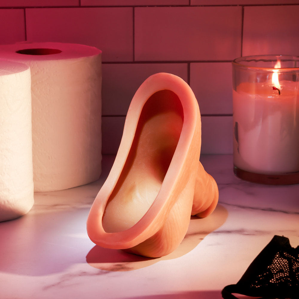 Gender X Stand To Pee Medium Adult Sex Toy Packers
