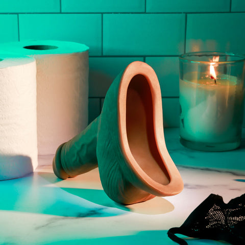 Gender X Stand To Pee Funnel Dark Packers