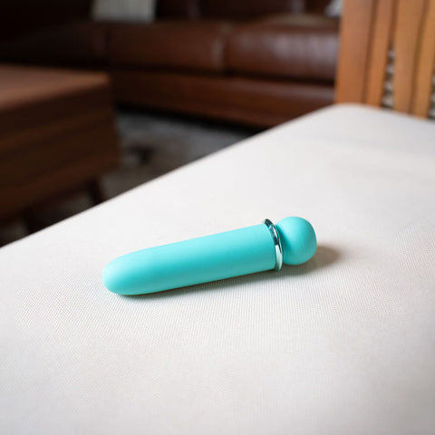 Maia JAGUAR - - 10.1 cm USB Rechargeable Bullet BULLETS & EGGS