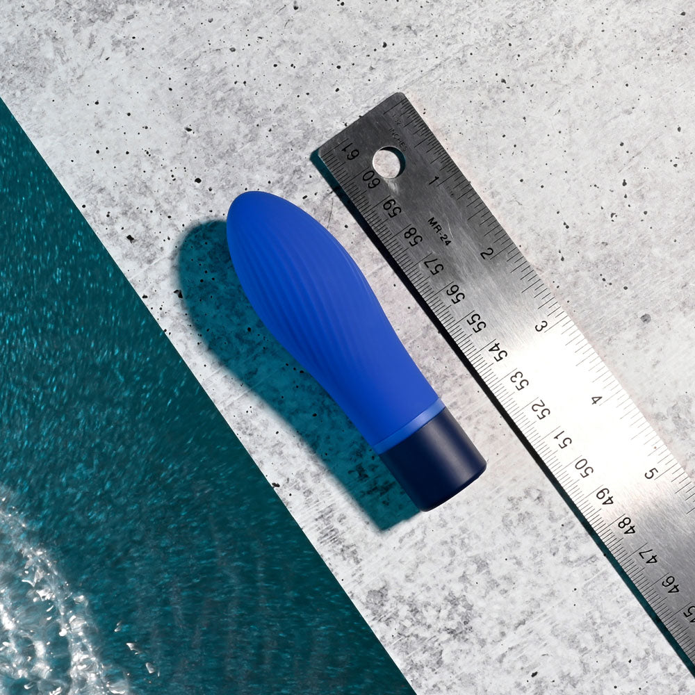 Selopa Cobalt Cutie - 4 Inch Silicone Bullet Vibrator > Vibrators > Mini Vibrators