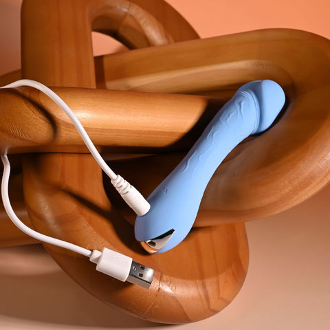 Dainty Dick Slim Silicone (Pink) – Slim Silicone Vibrator Vibrators