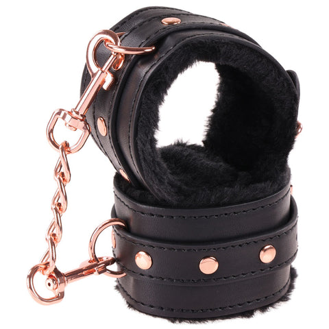 Sex & Mischief Brat Kit with Wrist Restraints and Flogger Restraints