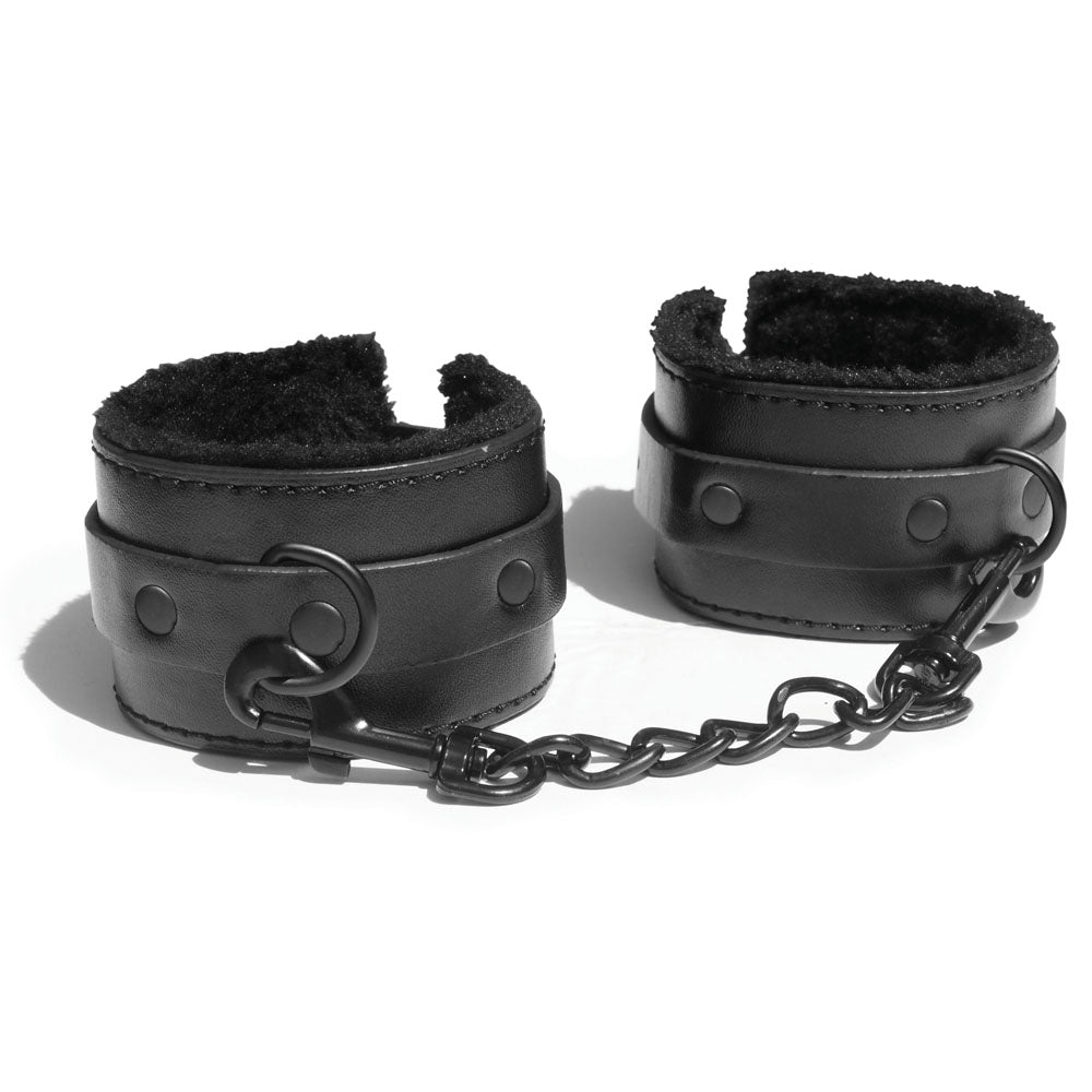 Sex & Mischief Shadow Fur Handcuffs - Black Vegan Leather Restraints with Soft Faux Fur Interior, Comfortable BDSM Handcuffs with 14 cm Chain, 23 cm Length, Nickel-Free Metal, Body Safe Material Restraints