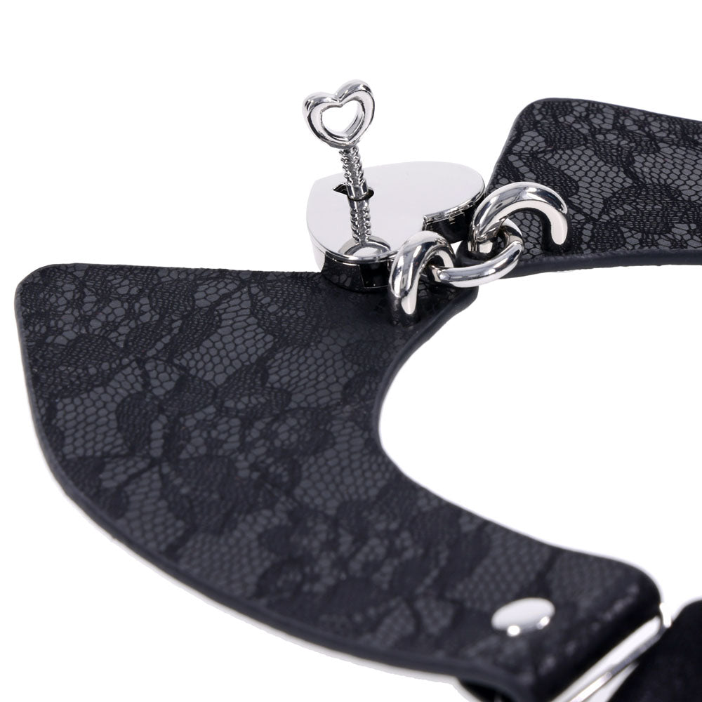Heartbound Lace Day Collar with Silver Heart Lock > Clothes > Womens Leather