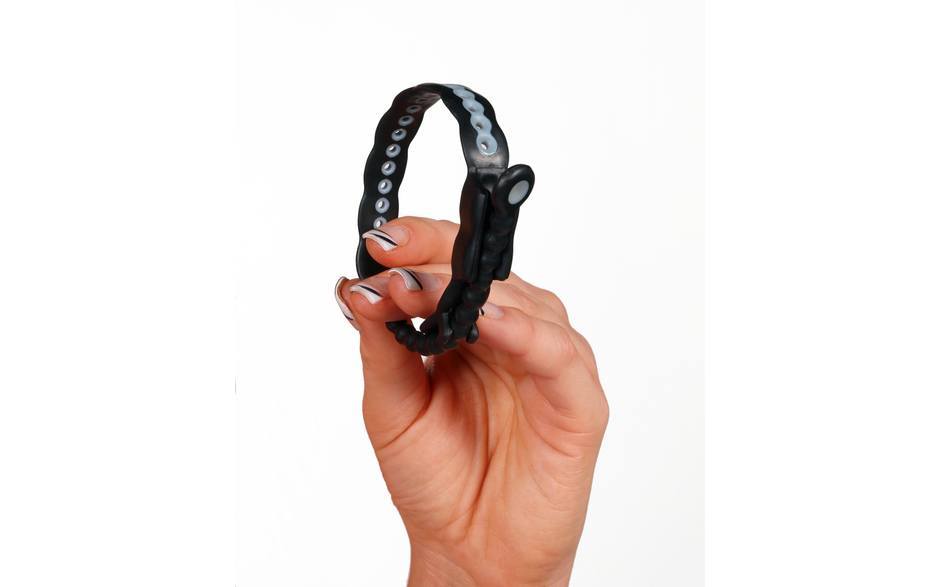 Speed Shift Adjustable Comfort Ring in Black Secondary image