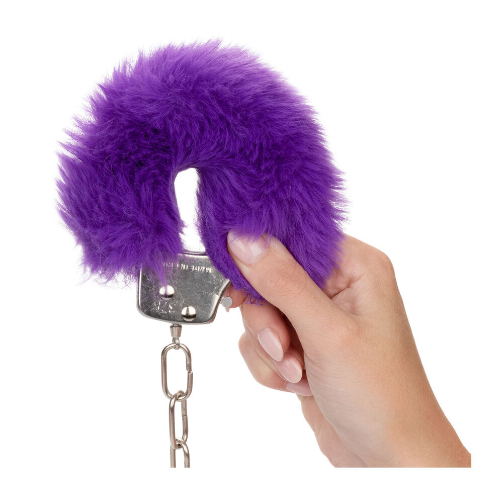 Ultra Fluffy Purple Furry Handcuffs > Bondage Gear > Handcuffs