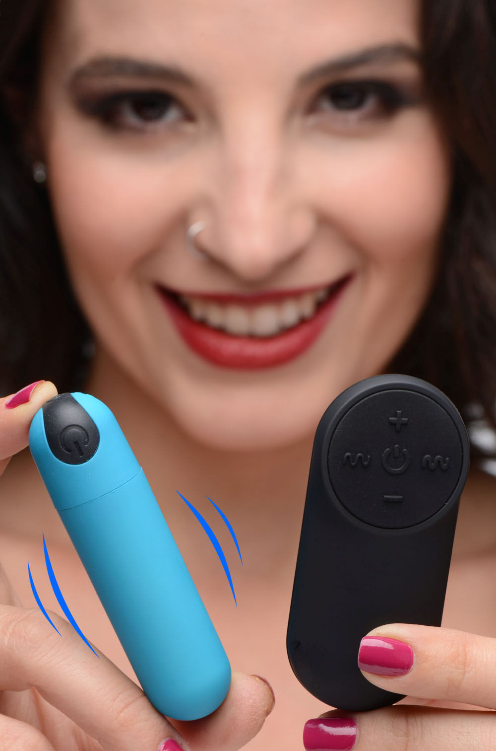 Bang Wireless Vibrating Bullet with Remote Control Black Sex Toy > Vibrators > Mini Vibrators