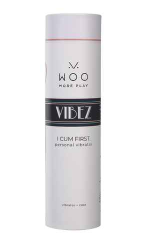 WOO Rechargeable Silicone Vibe with Travel Case White and Rose Gold Vibrators - G Spot